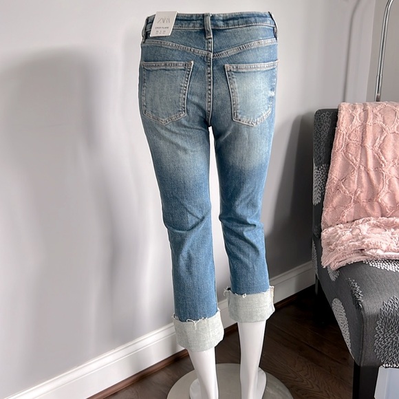 Zara Crop Flare Jeans - Picture 4 of 10